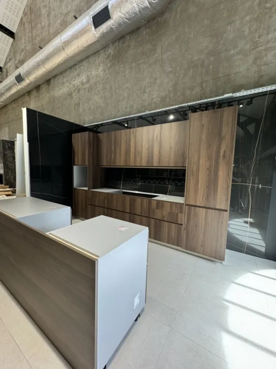 Pose d' une cuisine chez notre partenaire à Saint-Etienne , Lyon 06, Atelier Céramique & Bois